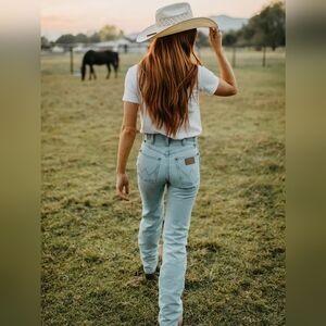 Wrangler Womens Cowboy Cut Slim Fit Highrise: 1x34